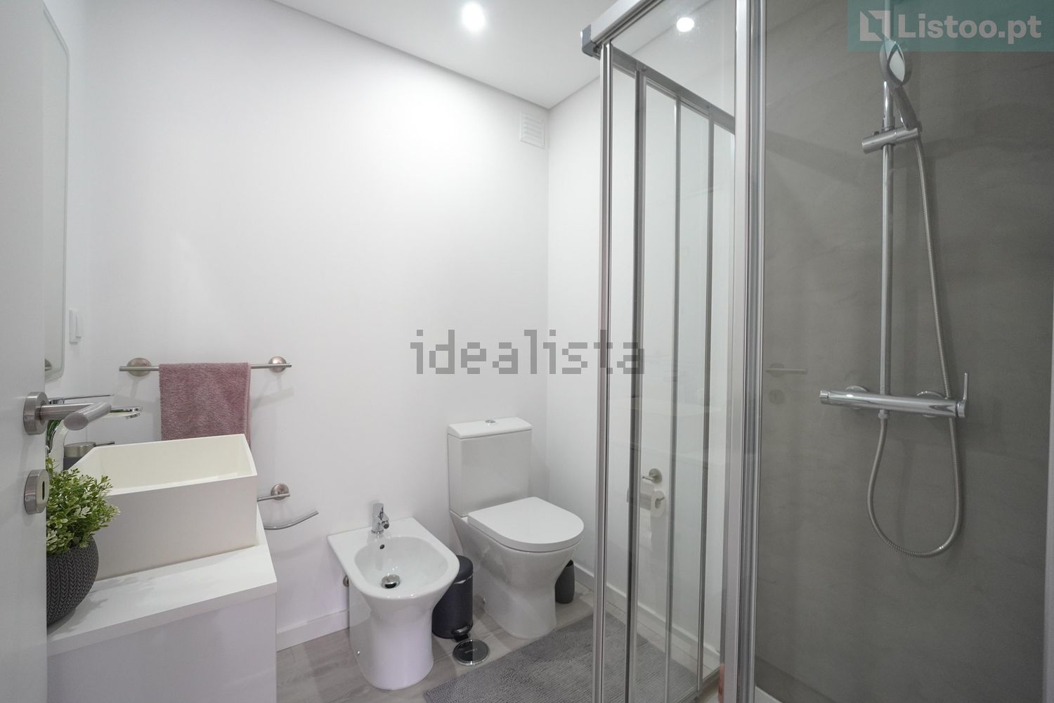 公寓 t3出售在Rua da Urmeirada - 卫生间