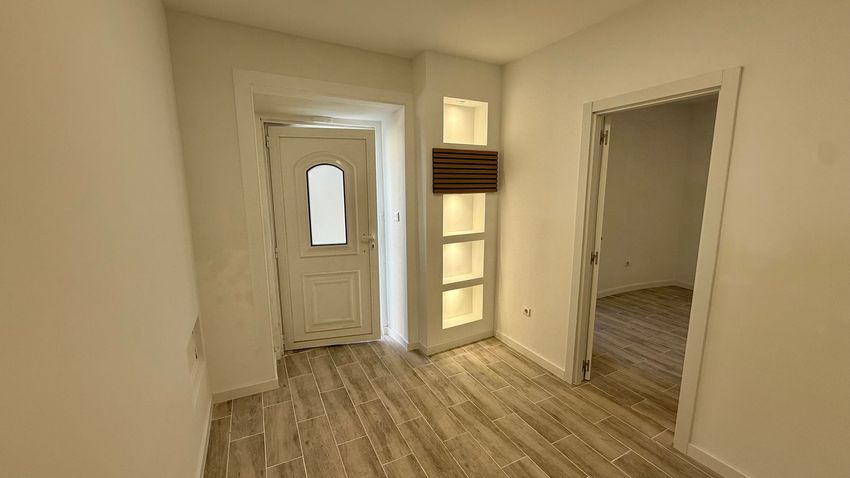 双拼别墅出售在Rua Comendador Miguel Esguelha