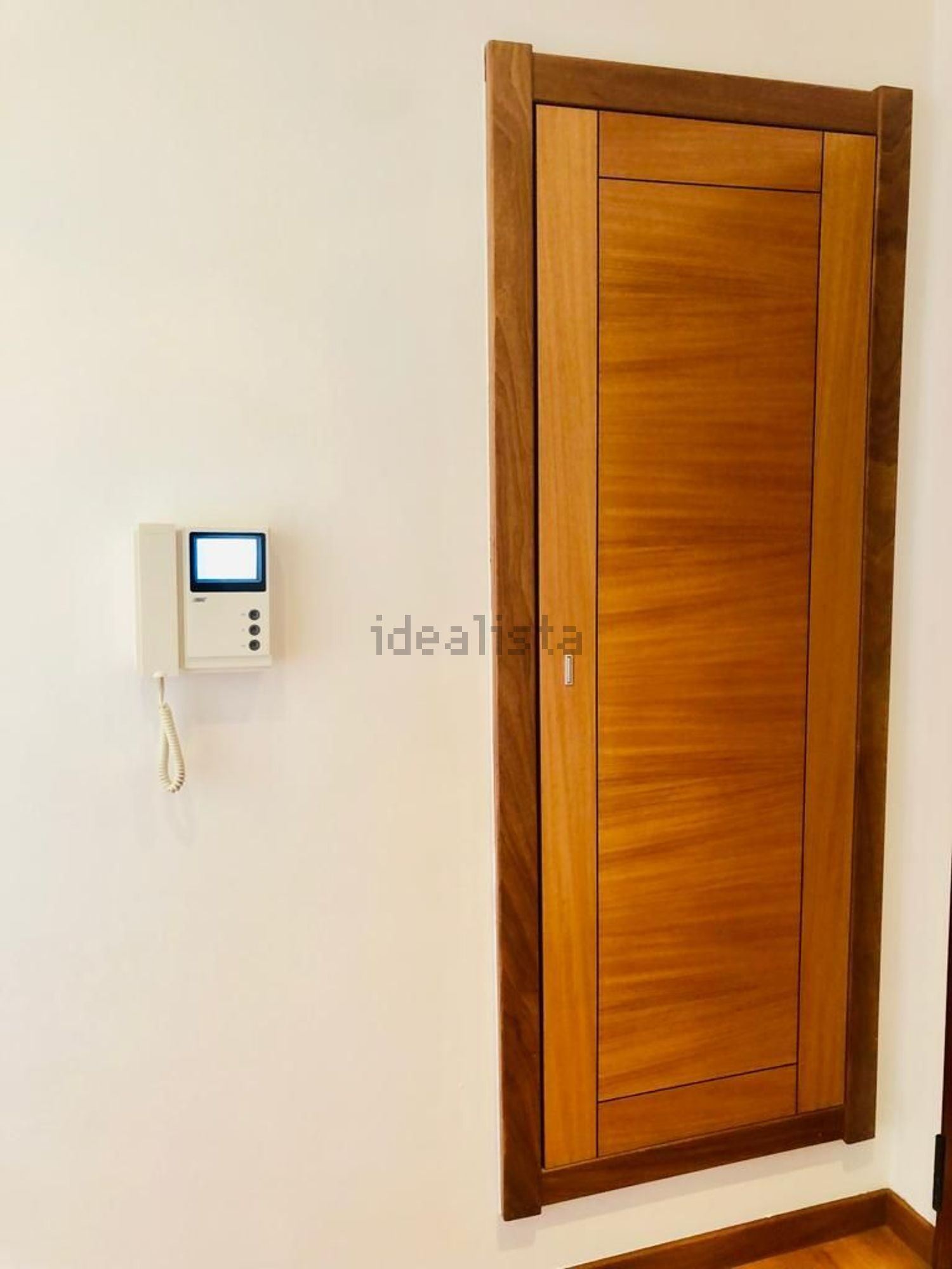 出租公寓 t2在Avenida Miguel Torga, 24 - 前厅