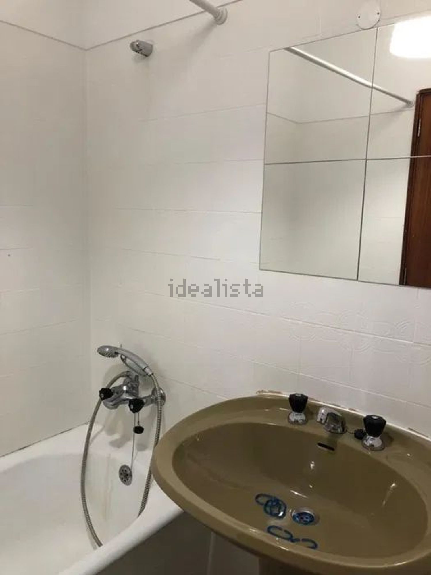 出租房间在Moscavide e Portela - 卫生间