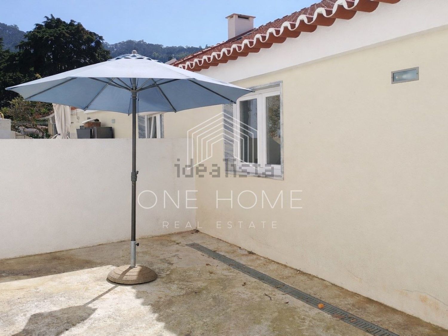 出租联排别墅在Rua Paderna - 阳台