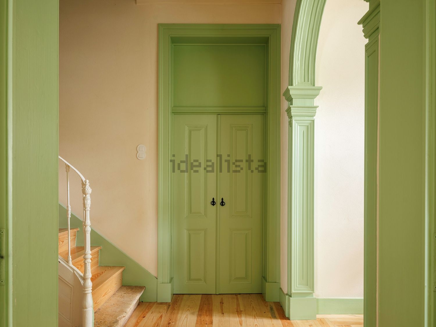 小楼房或别墅出售在Dois Portos e Runa - 过道