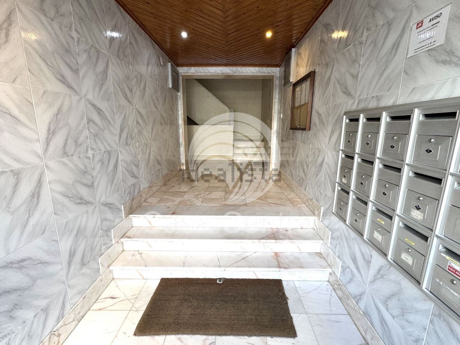 公寓 t2出售在Rua Mirante, 35 - 过道