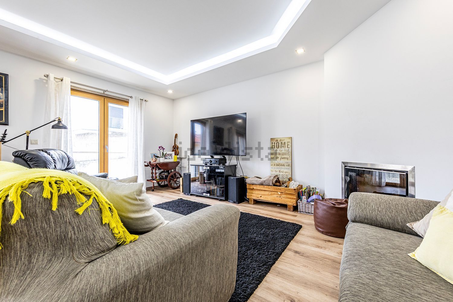 双拼别墅出售在Rua José de Sousa Saramago - 客厅