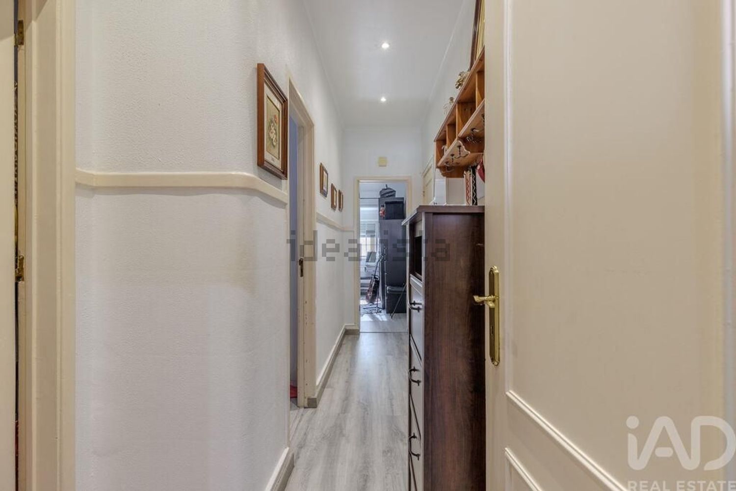 公寓 t4出售在Almada - 过道