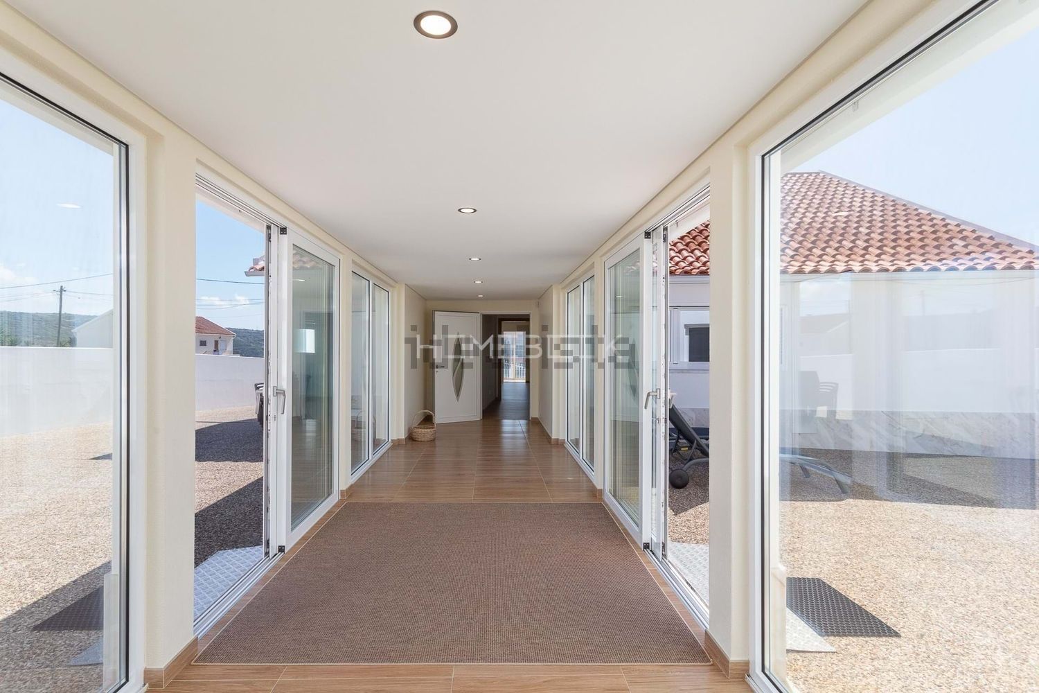 小楼房或别墅出售在Igreja Nova e Cheleiros - 过道