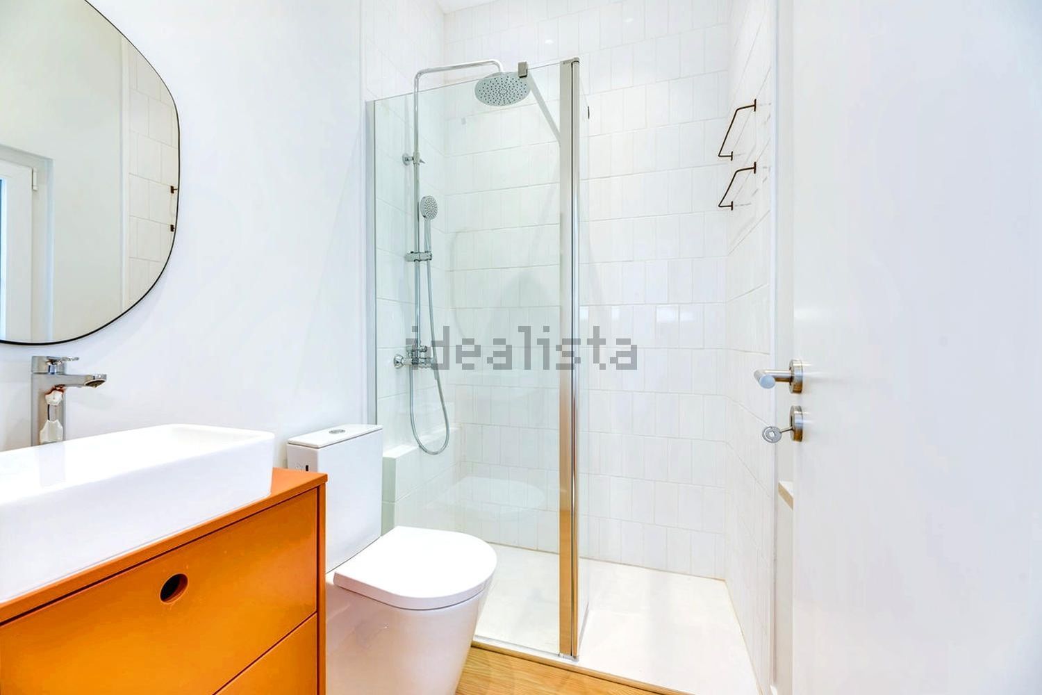 公寓 t2出售在Rua Tenente Viriato Correia de Lacerda, 18 - 卫生间