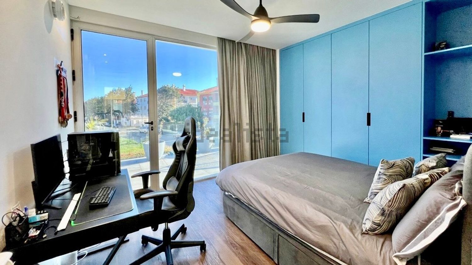 小楼房或独栋别墅出售在Rua Mato das Cruzadas - 卧室