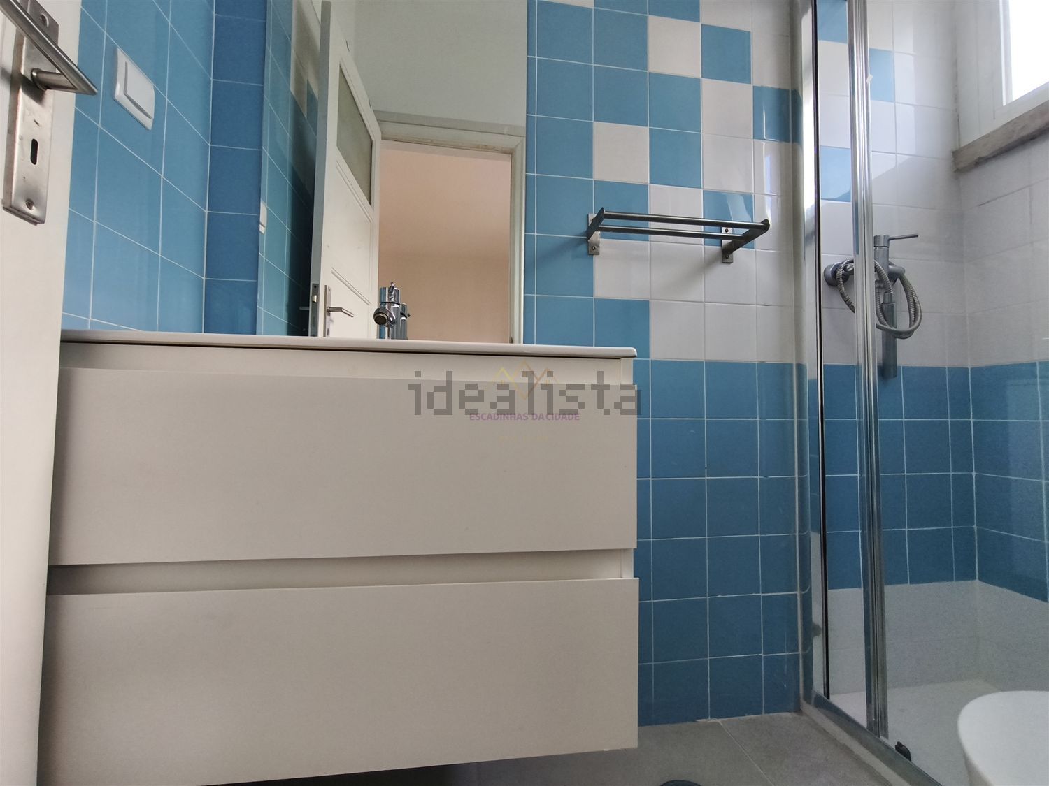 出租公寓 t3在Rua do Vale de Santo António s/n - 卫生间