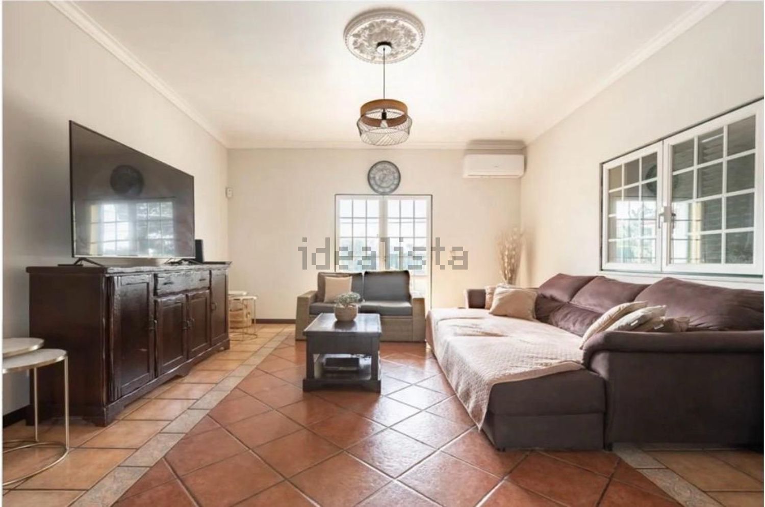 小楼房或独栋别墅出售在Lagoinha - Vale de Touros - 居住