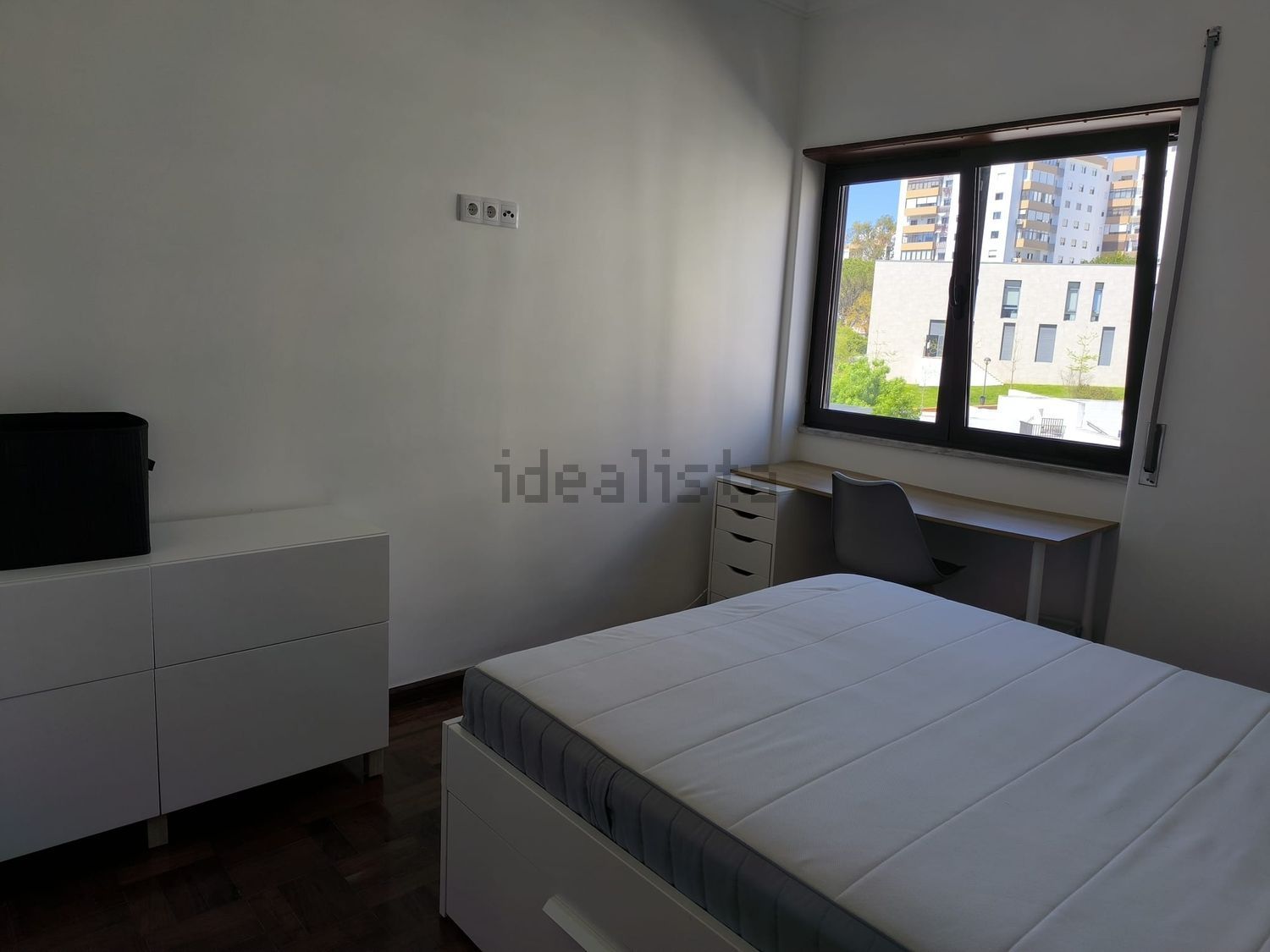 出租房间在Rua Antero de Quental, 15 - 卧室