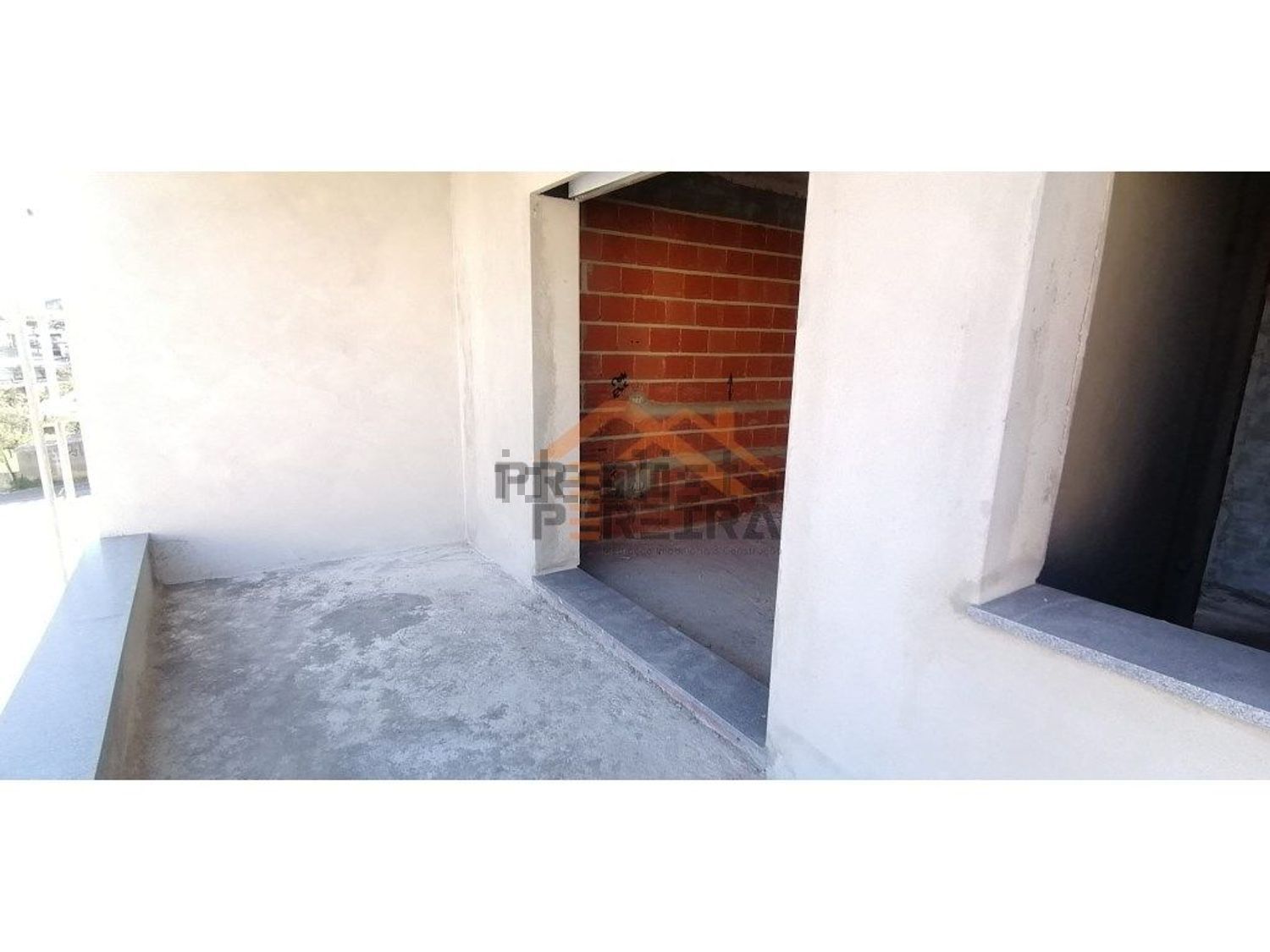 小楼房或独栋别墅出售在Pontinha e Famões - 过道