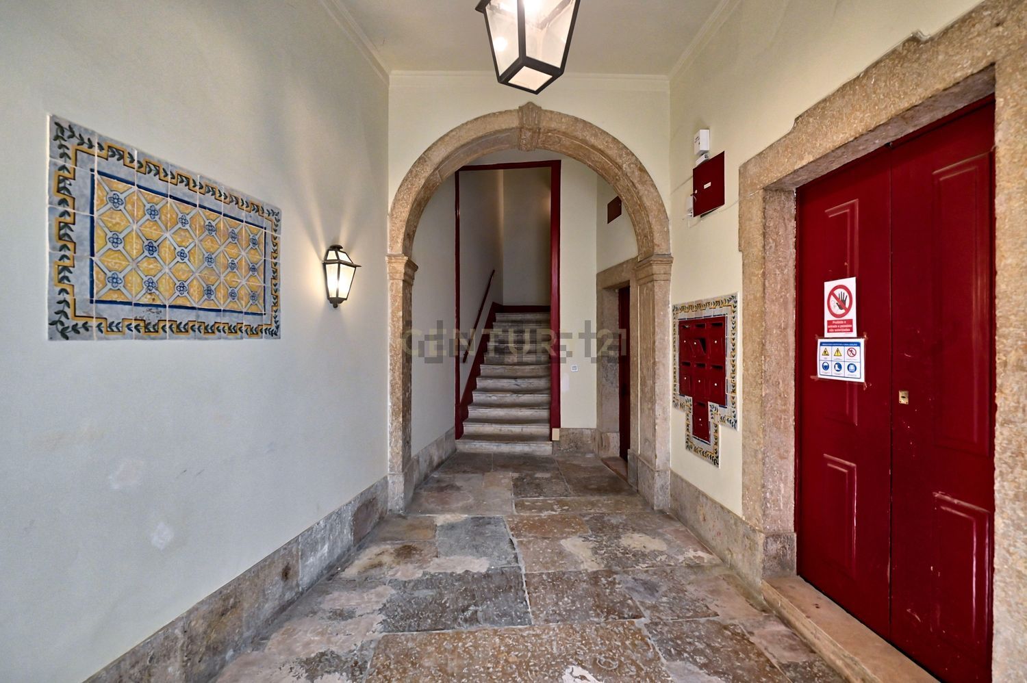 公寓 t4出售在Rua Ferragial - 过道