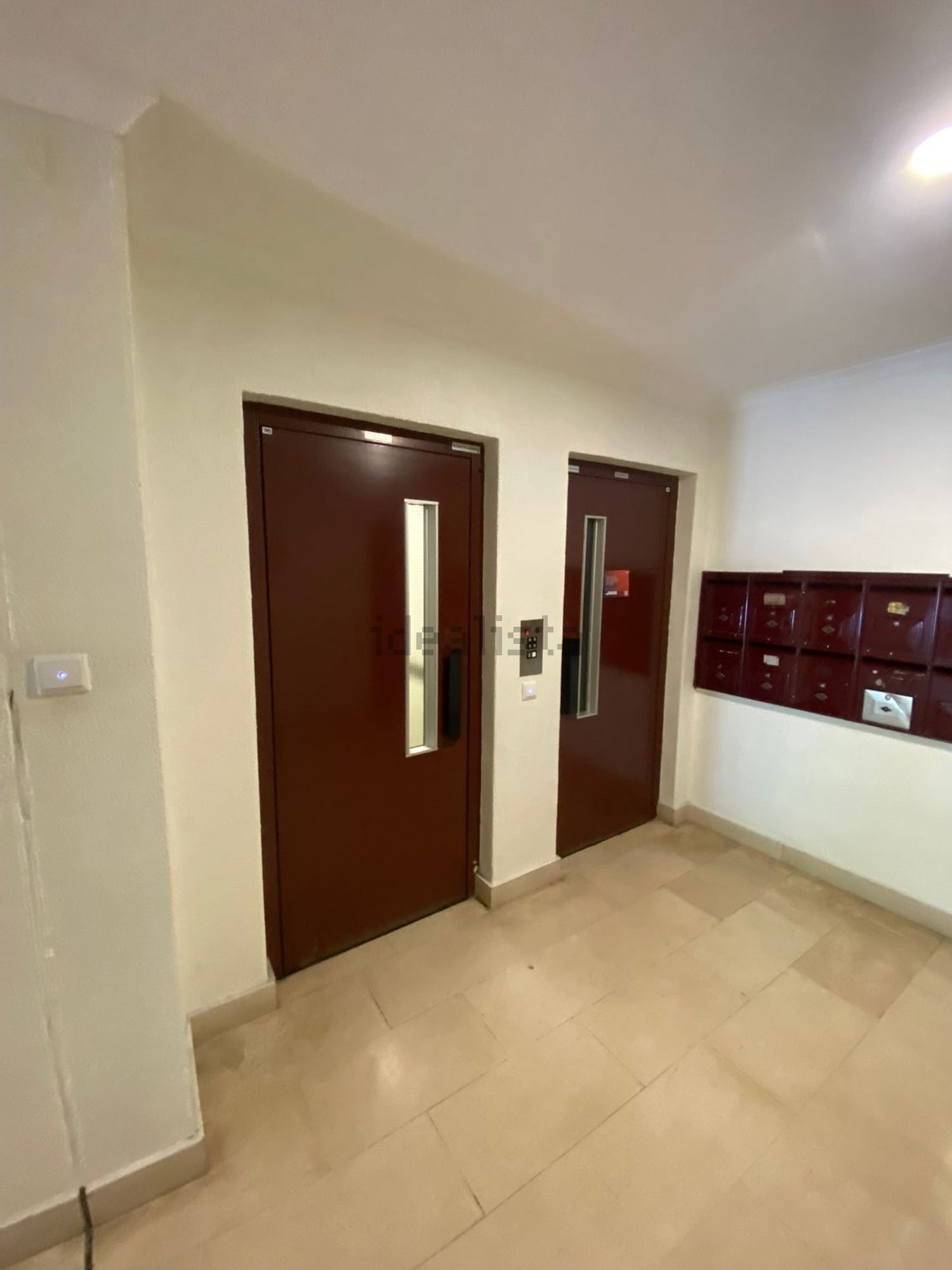 公寓 t2出售在Rua José Elias Garcia - 电梯