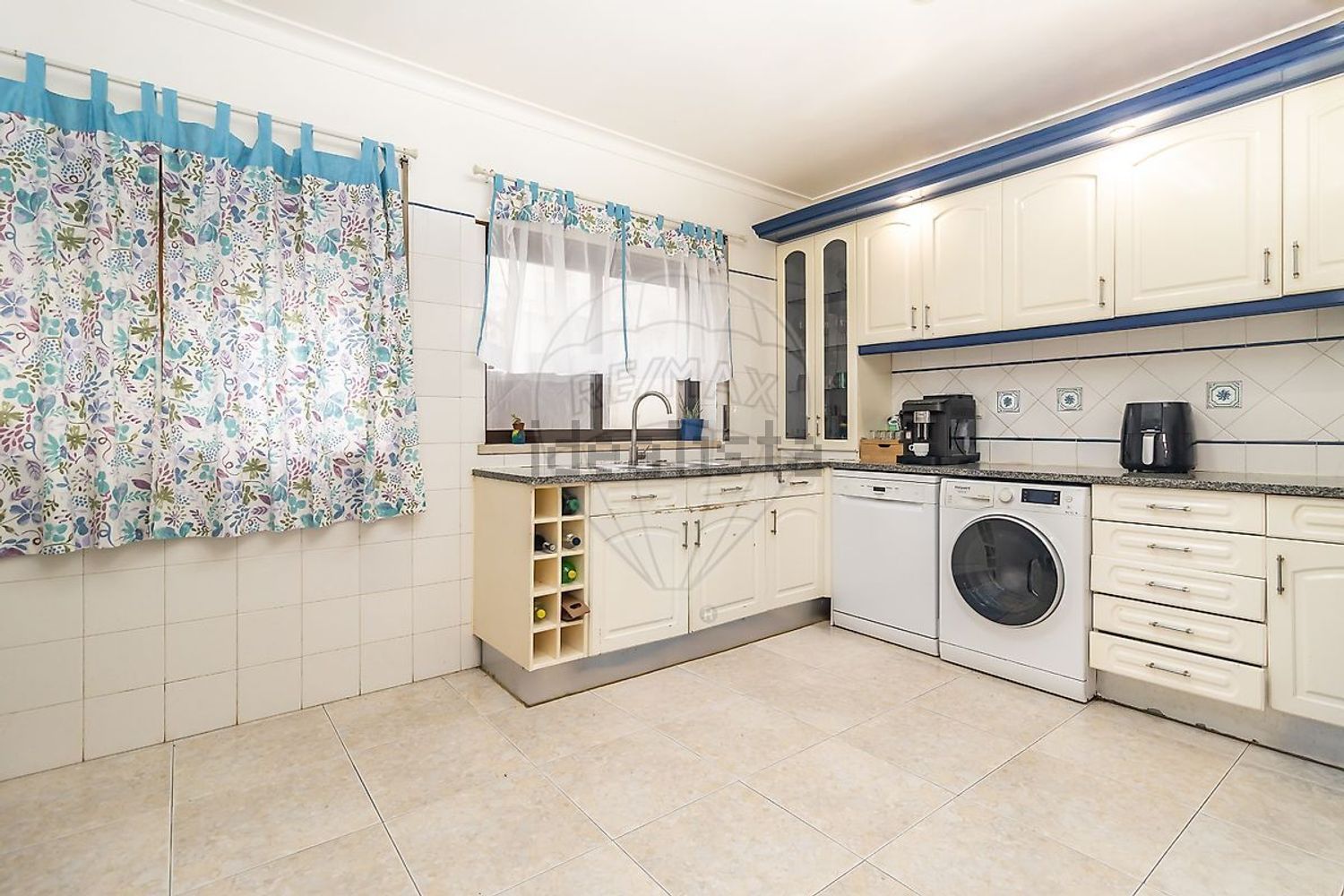 公寓 t3出售在Rua Particular Francisco Pinto da Silva - 厨房