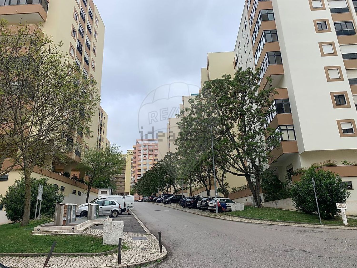 公寓 t2出售在Praceta Bernardo da Costa Macedo - 视线