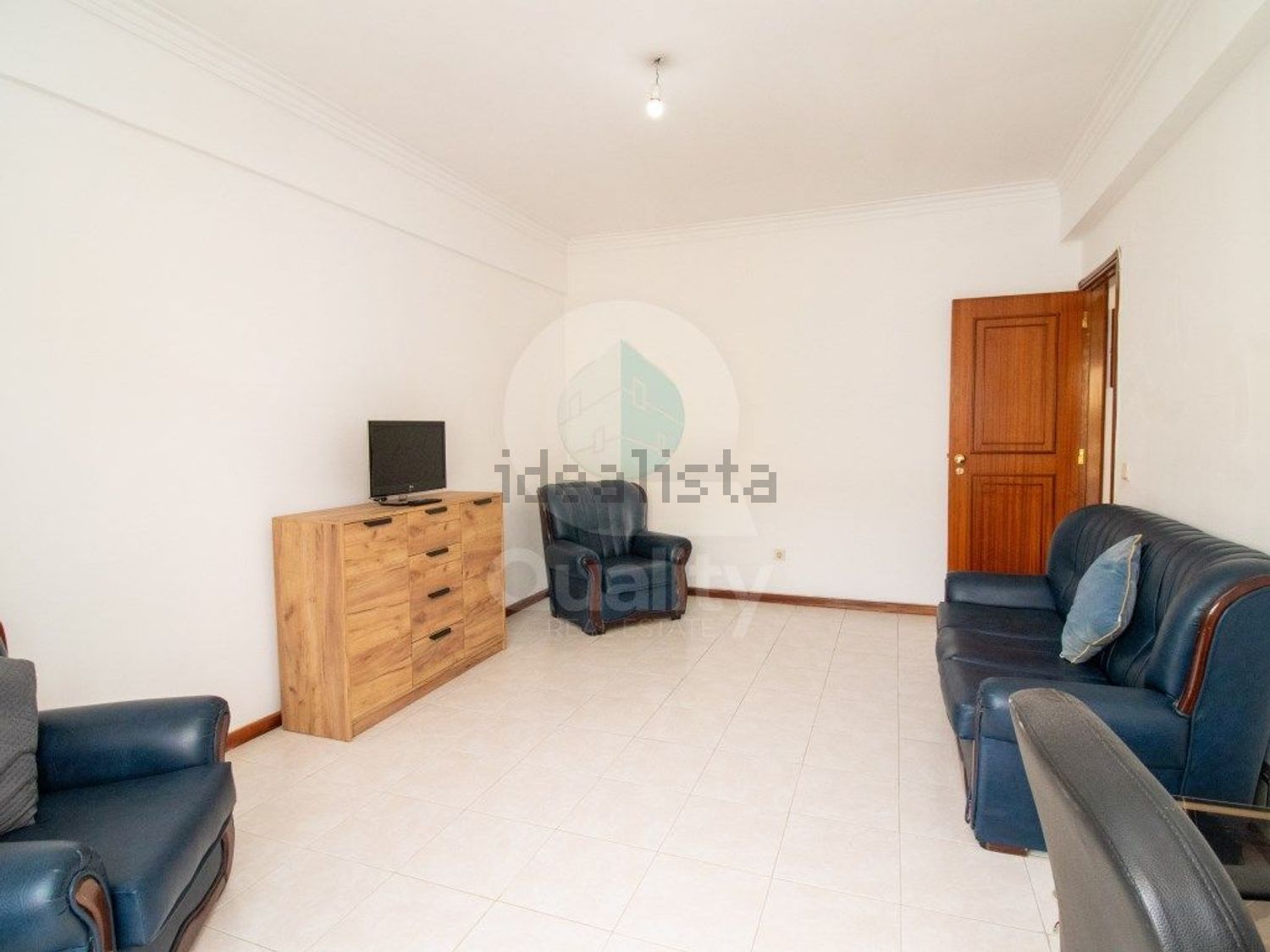 公寓 t1出售在Rua Francisco Miguel - 卧室