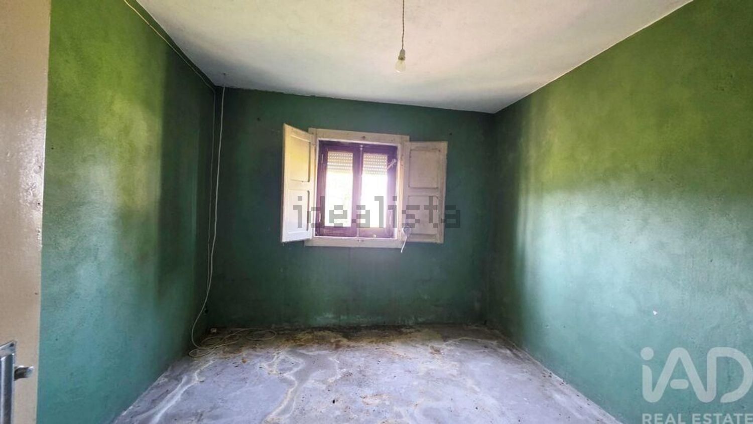 小楼房或独栋别墅出售在Lamas e Cercal - 过道