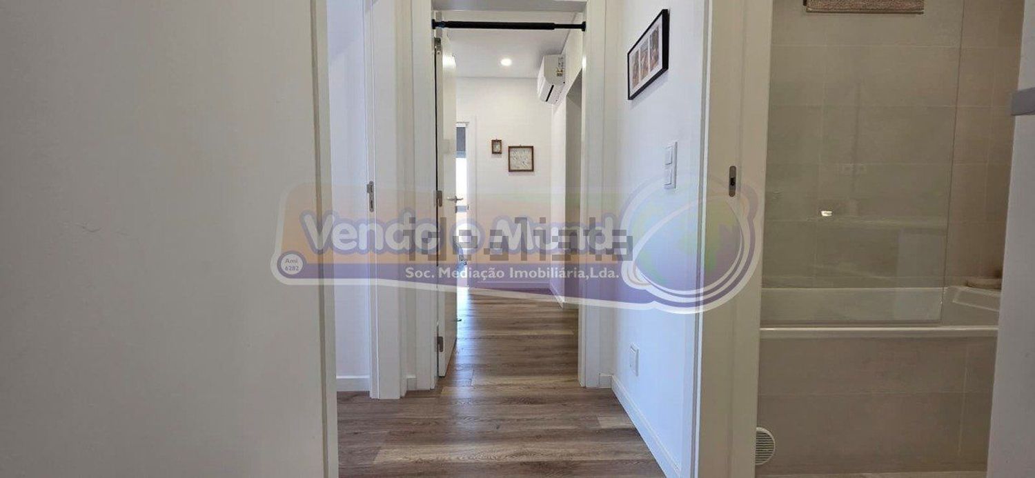 公寓 t2出售在Póvoa de Santa Iria e Forte da Casa - 过道