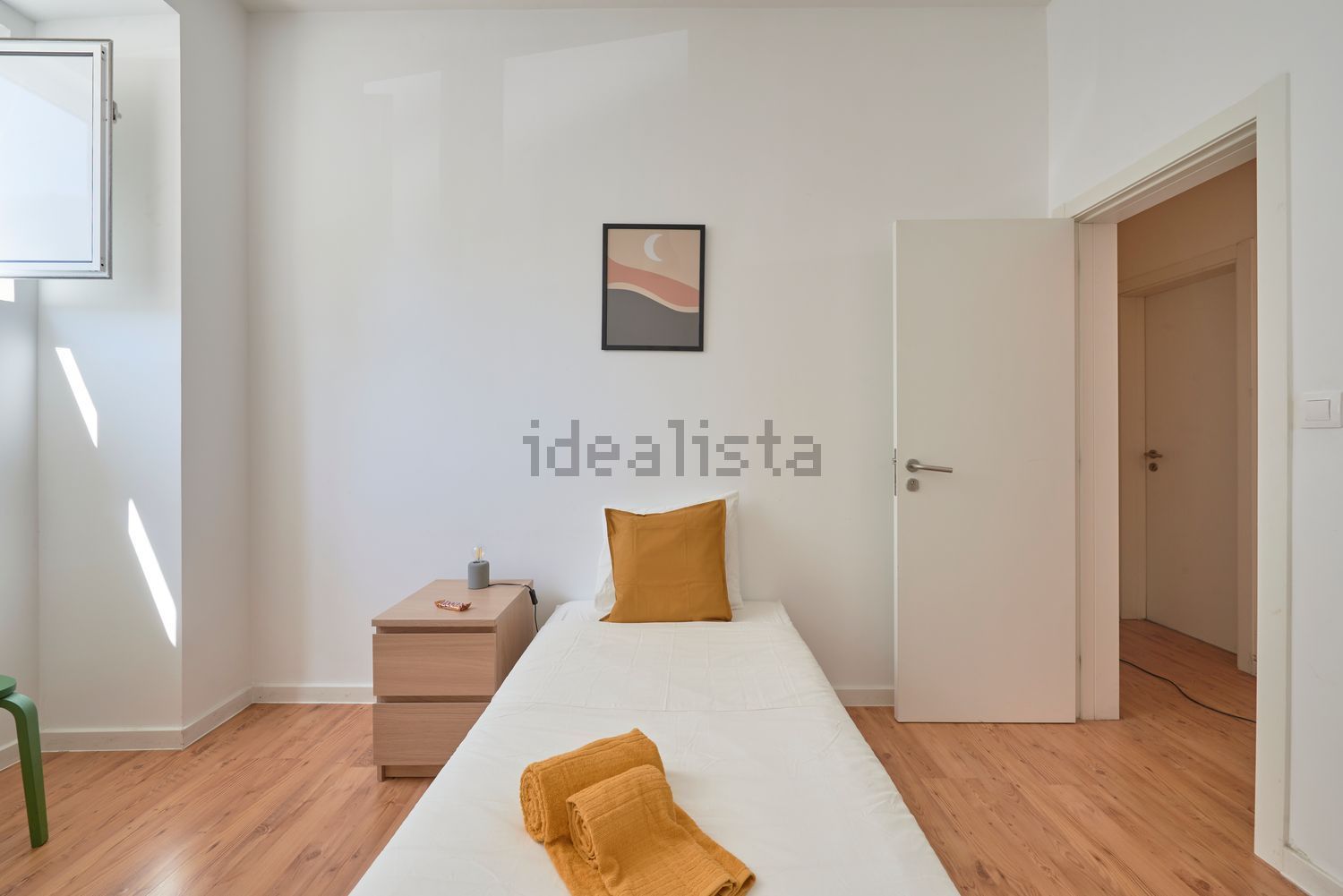 出租房间在Rua David Lopes - 卧室