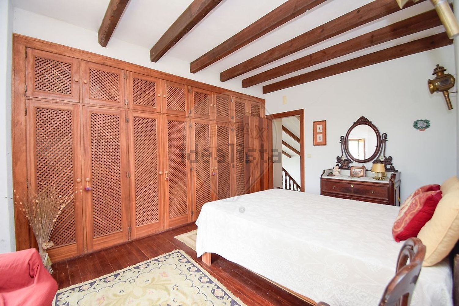 小楼房或独栋别墅出售R. da Portela - 卧室