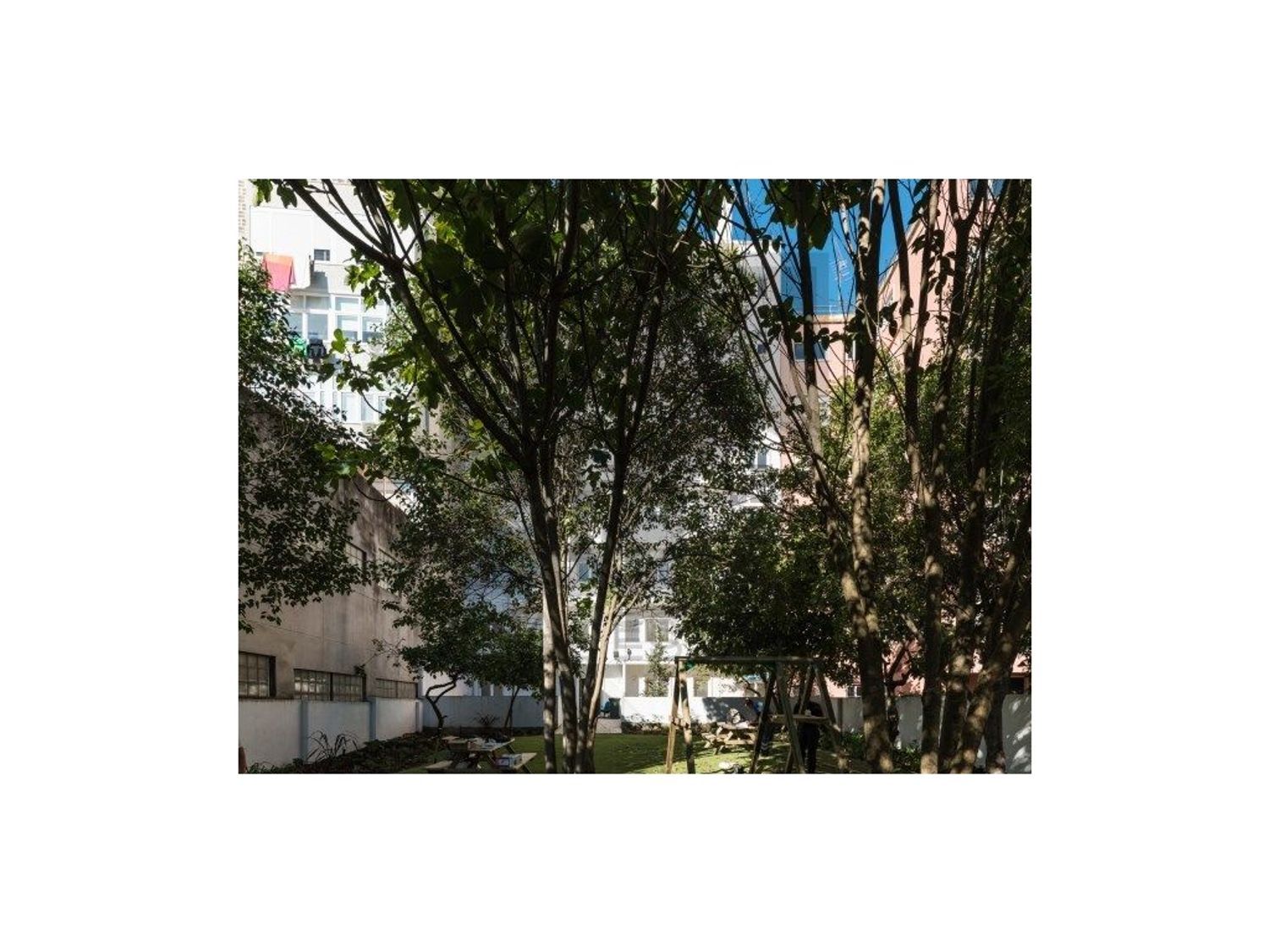 出租公寓 t2在Avenida General Roçadas, 70 C - 花园