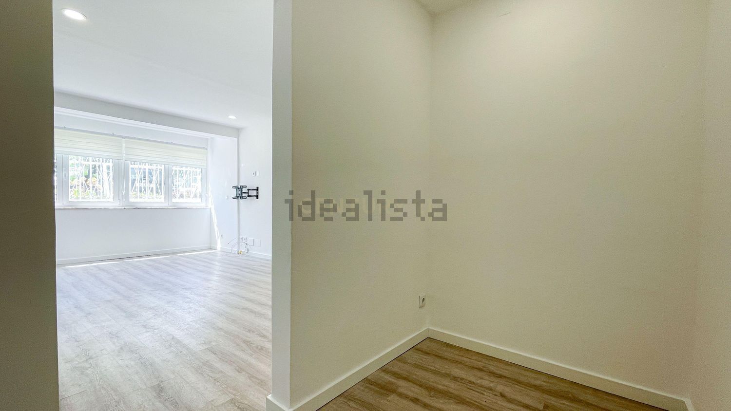 出租t0（单人公寓）在Rua Fernando Pessoa, 58 - 居住