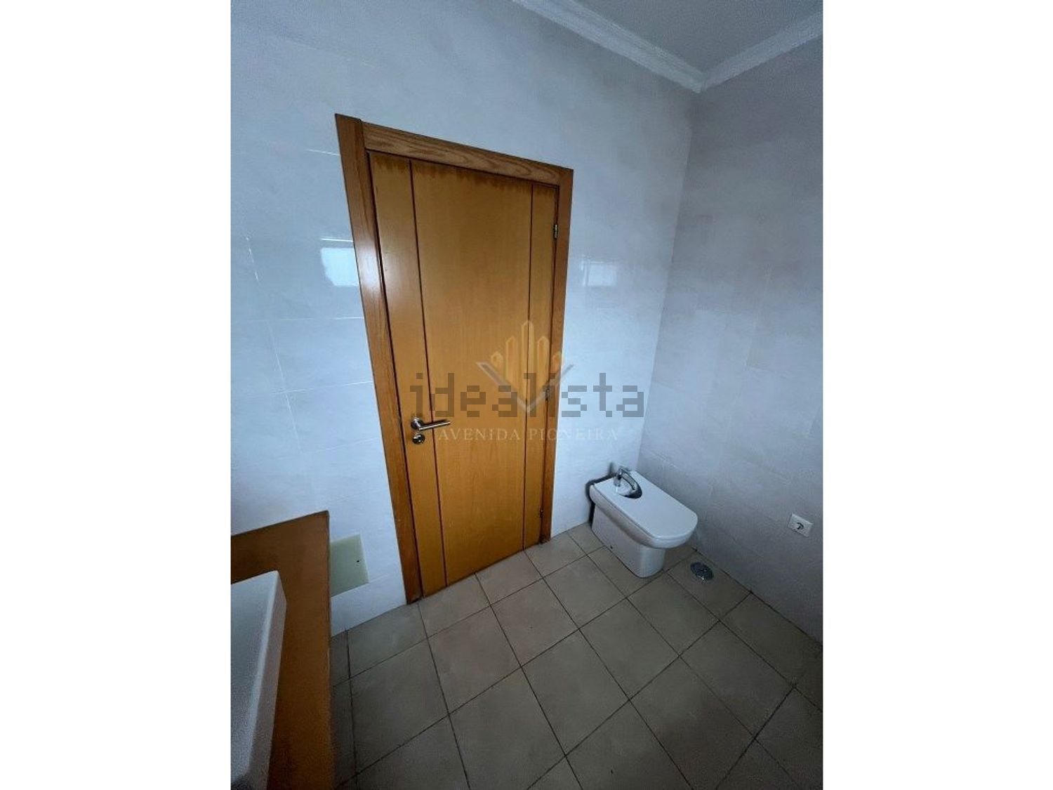 小楼房或独栋别墅出售在Rua Pulido Valente - 卫生间