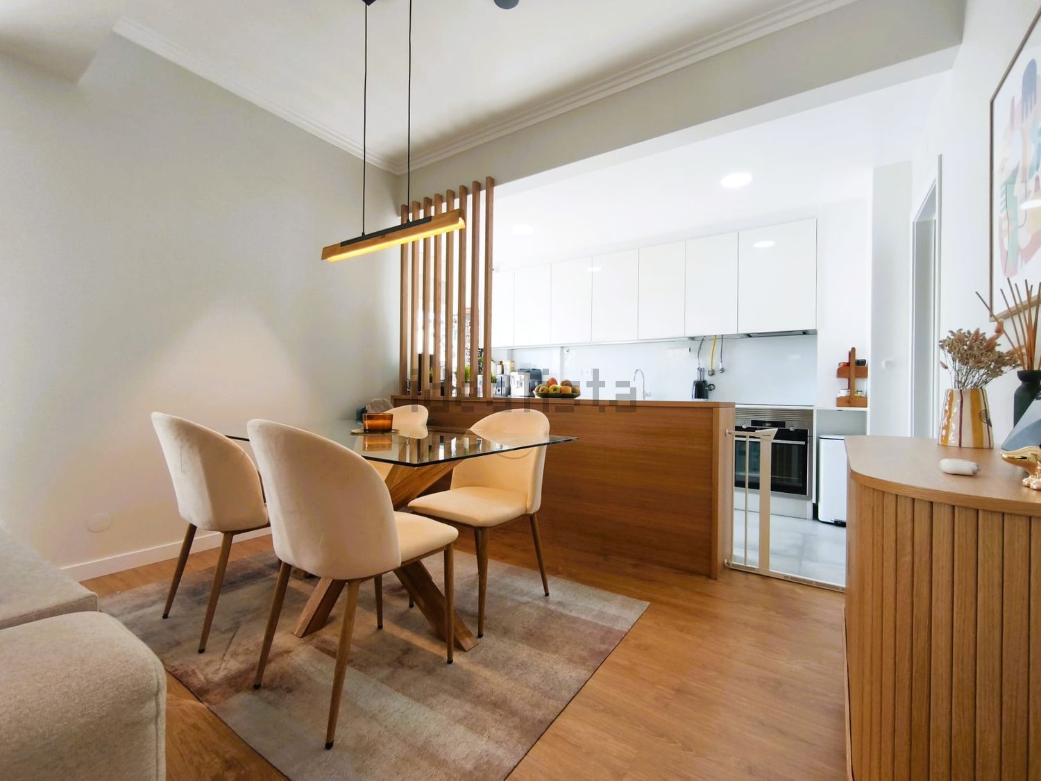 公寓 t2出售在Rua Almeida Garrett - 餐厅