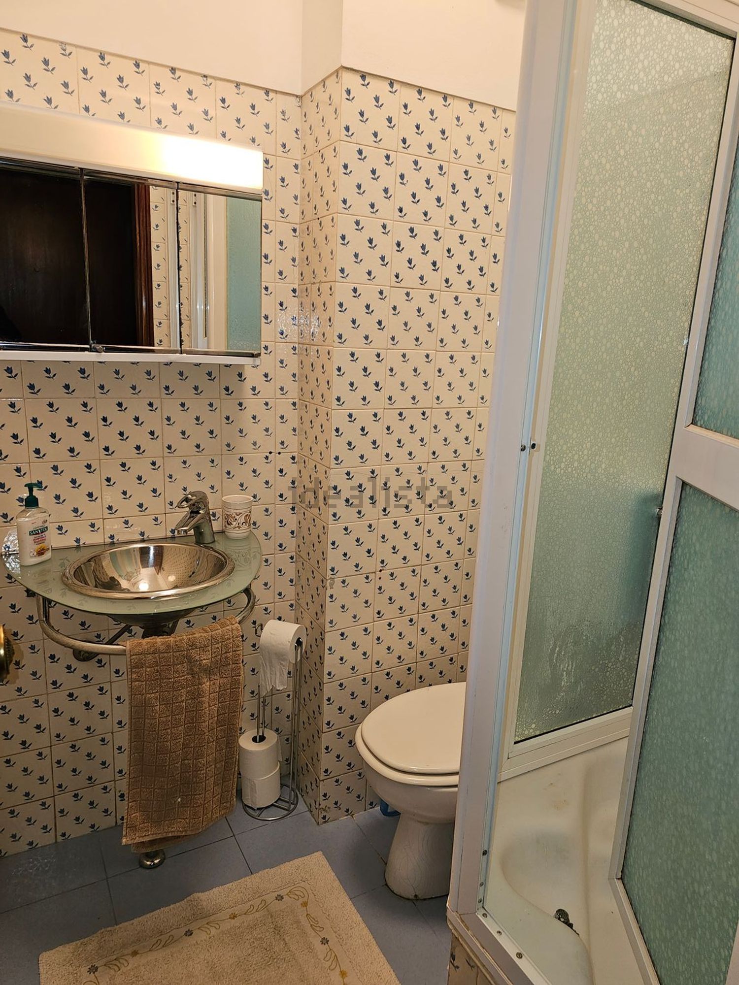 出租房间在Santa Iria de Azoia - São João da Talha - Bobadela - 卫生间