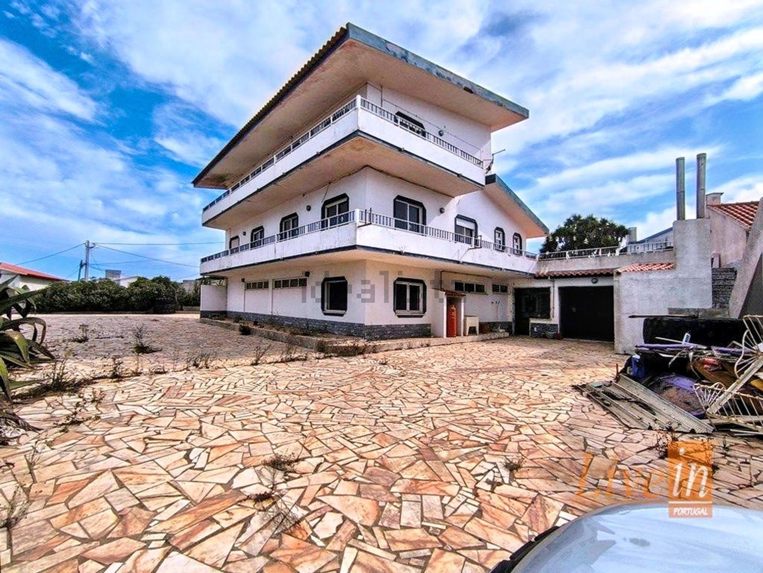 小楼房或独栋别墅出售在Santo Isidoro - 外立面