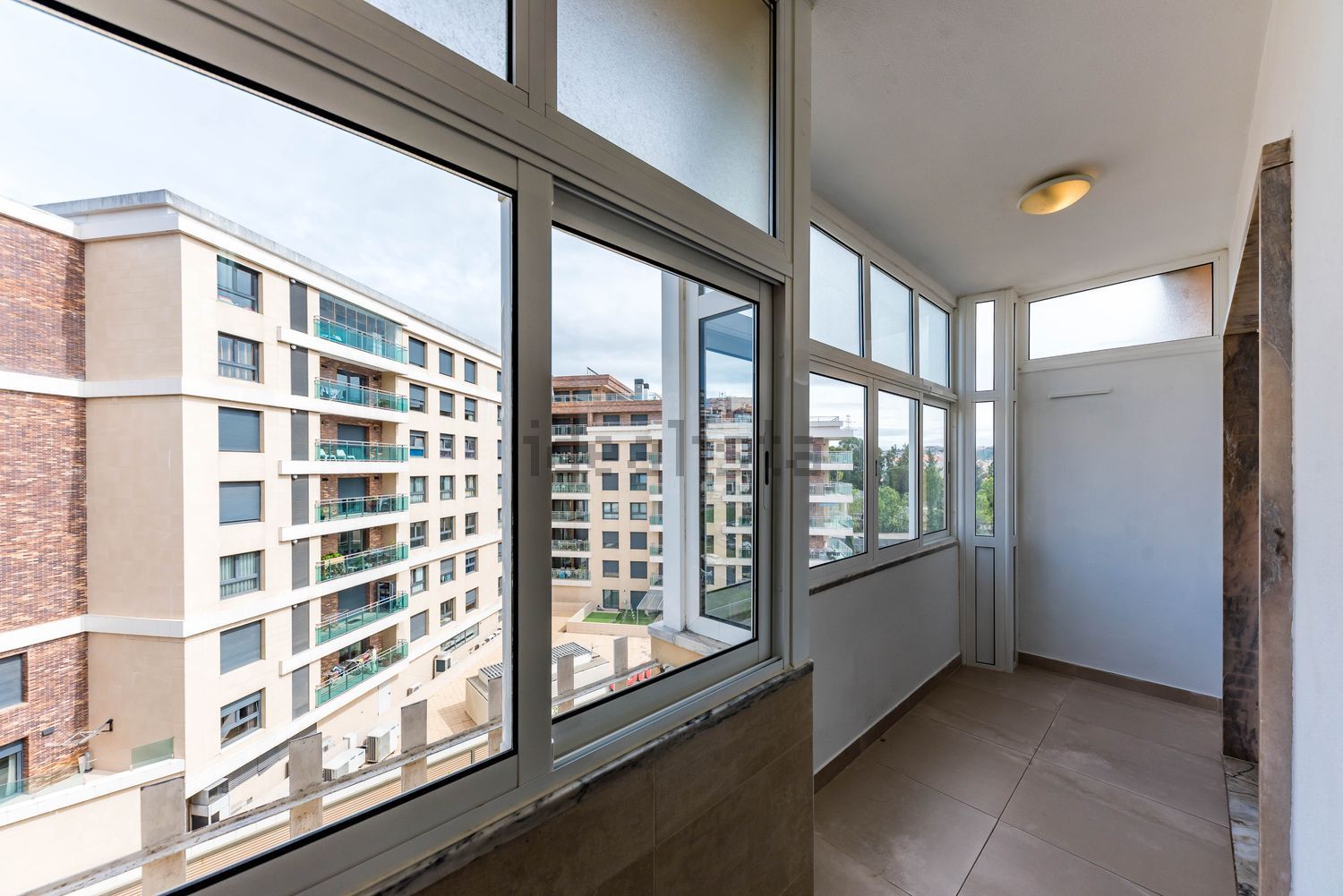 公寓 t2出售在Rua Almeida Garrett - 阳台