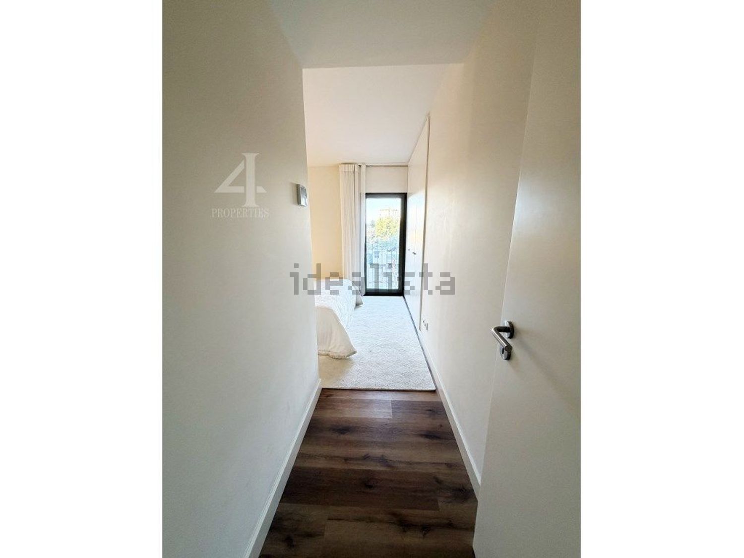 公寓 t1出售在Rua Pablo Neruda, 4 - 过道