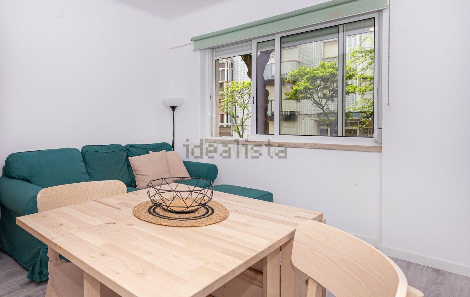 公寓 t1出售在Avenida dos Combatentes da Grande Guerra, 70 - 客厅