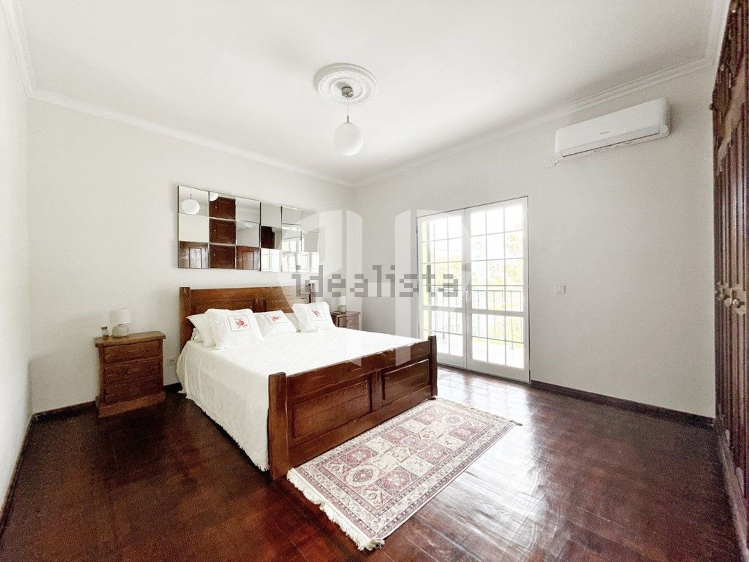 小楼房或独栋别墅出售Cm1029 - 卧室