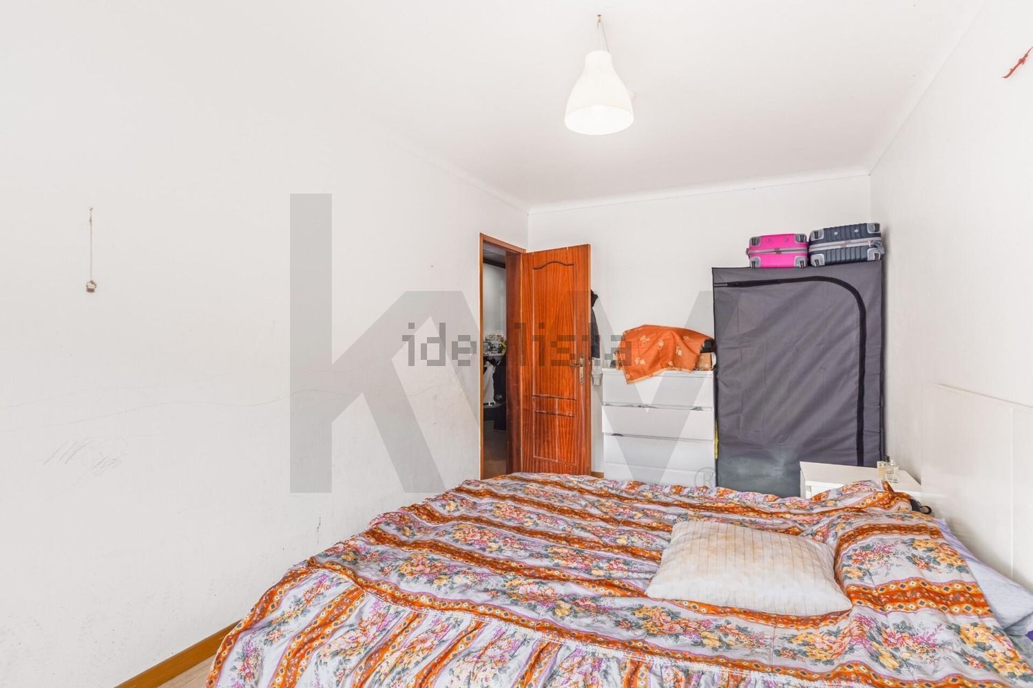 公寓 t2出售在Santo António dos Cavaleiros e Frielas - 卧室