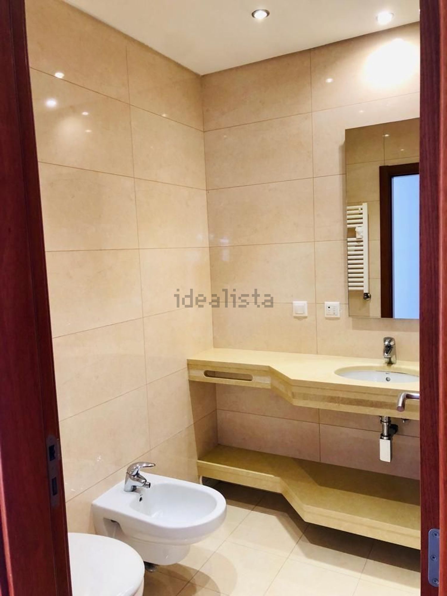 出租公寓 t2在Avenida Miguel Torga, 24 - 卫生间