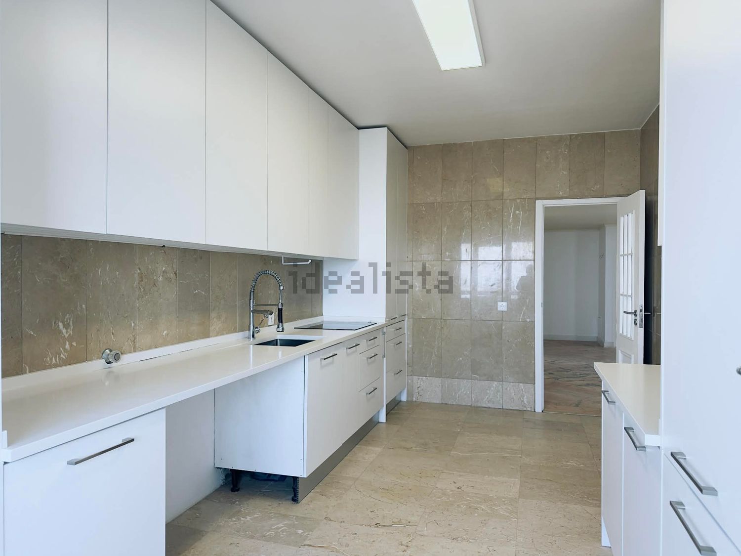 出租公寓 t4Rotunda Nuno Rodrigues dos Santos - 厨房