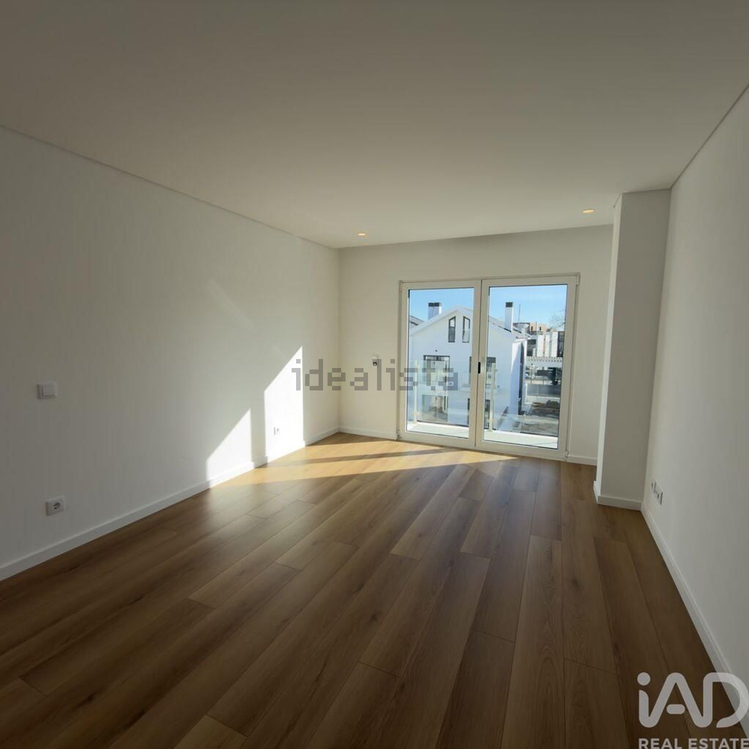 小楼房或独栋别墅出售在São Pedro do Estoril - 卧室