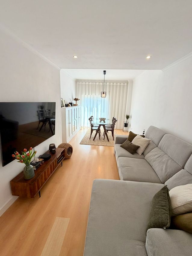 公寓 t2出售在Rua Gomes Leal, 10