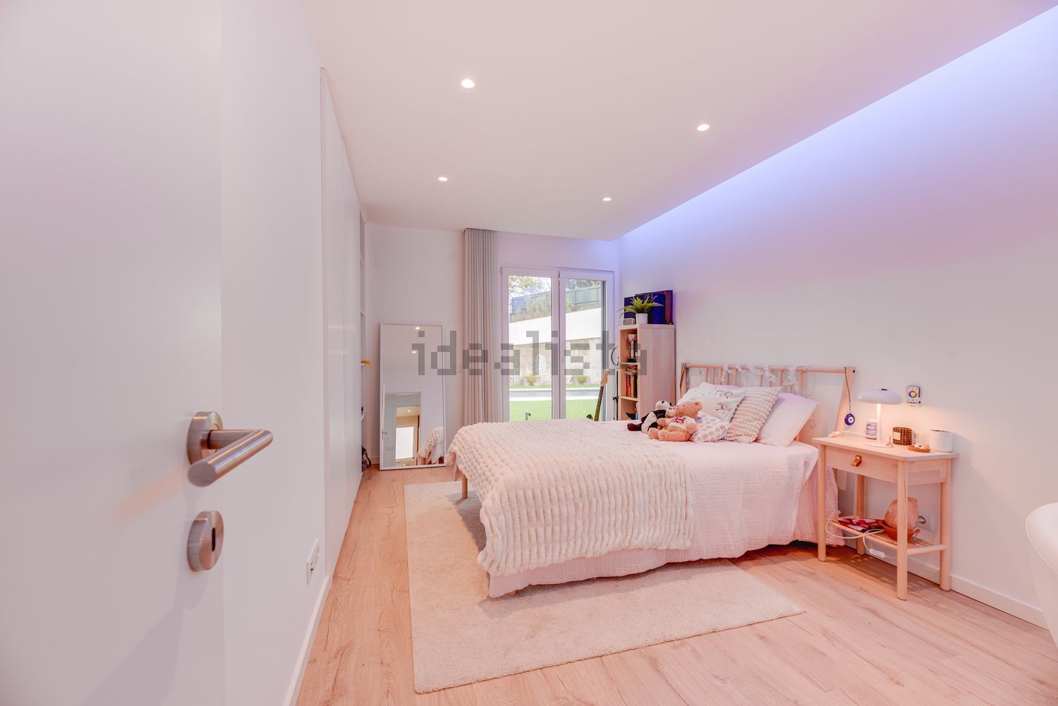 小楼房或独栋别墅出售在Rua da Mandinga s/n - 卧室