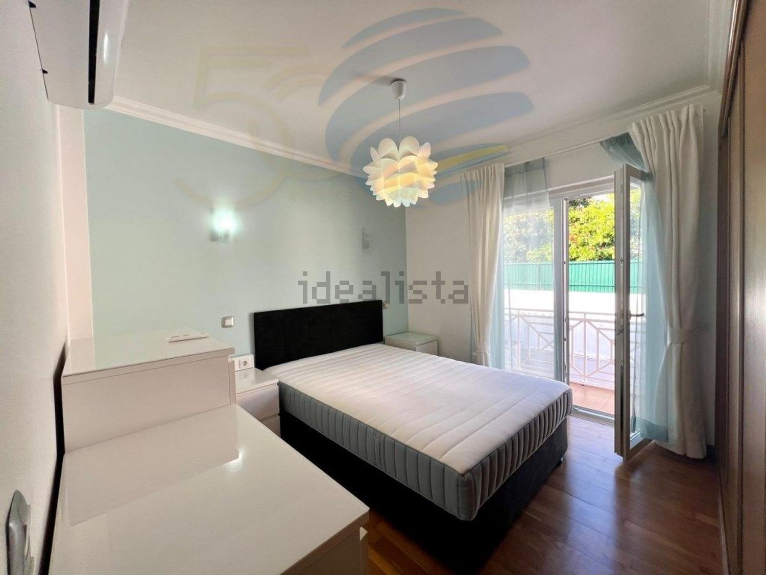 出租小楼房或独栋别墅在Talaíde - 卧室