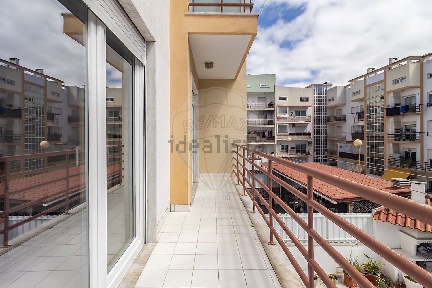 出租公寓 t2在Rua Hugo Casaes - 阳台