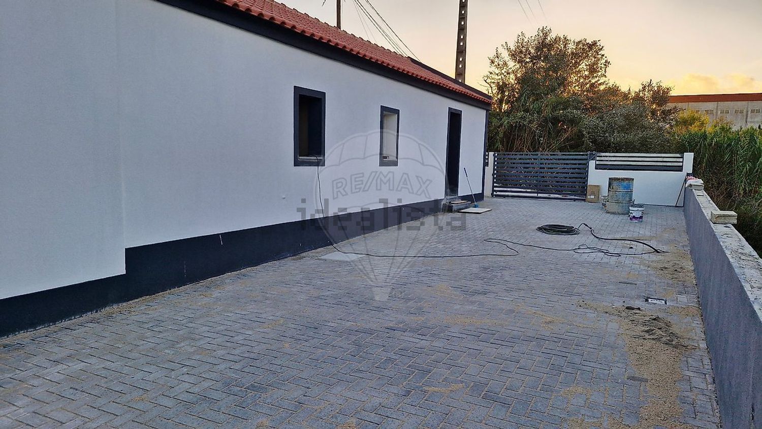 小楼房或独栋别墅出售N116 - 外立面