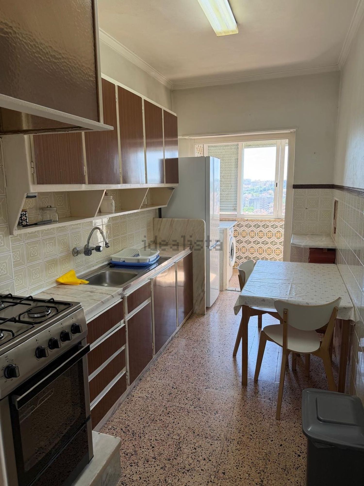 出租房间在Rua Doutor Azevedo Neves, 94 - 厨房