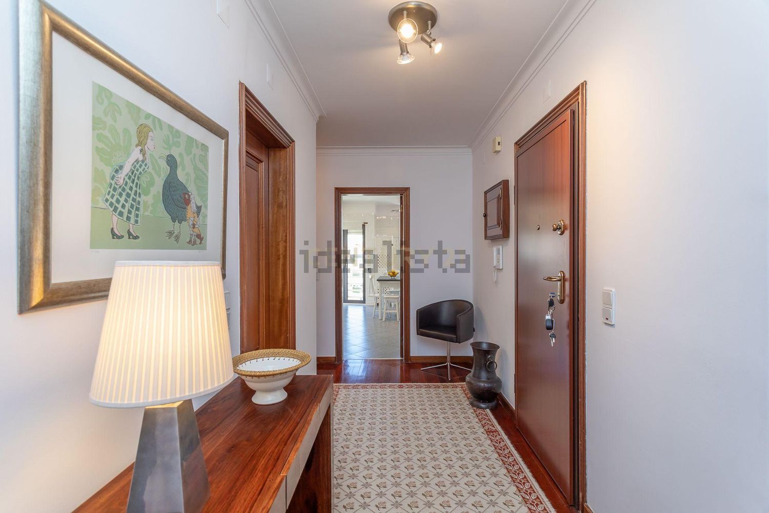 出租公寓 t3在Rua Mário Eloy, 1 - 过道