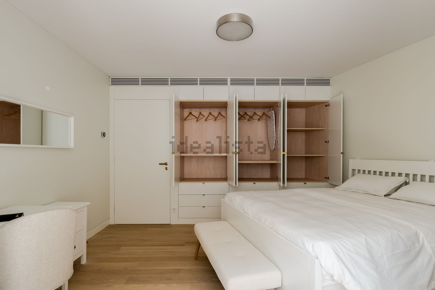 出租公寓 t1在Rua do Telhal, 72 - 卧室