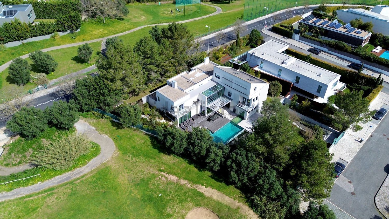 小楼房或独栋别墅出售在Rua B1 da Quinta dos Alcoutins, 10 - 平面图