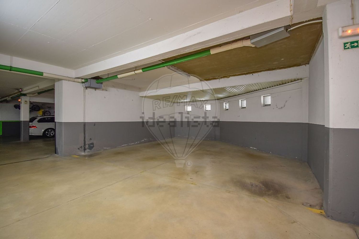 出租公寓 t3在Rua 1º de Maio - 停车位