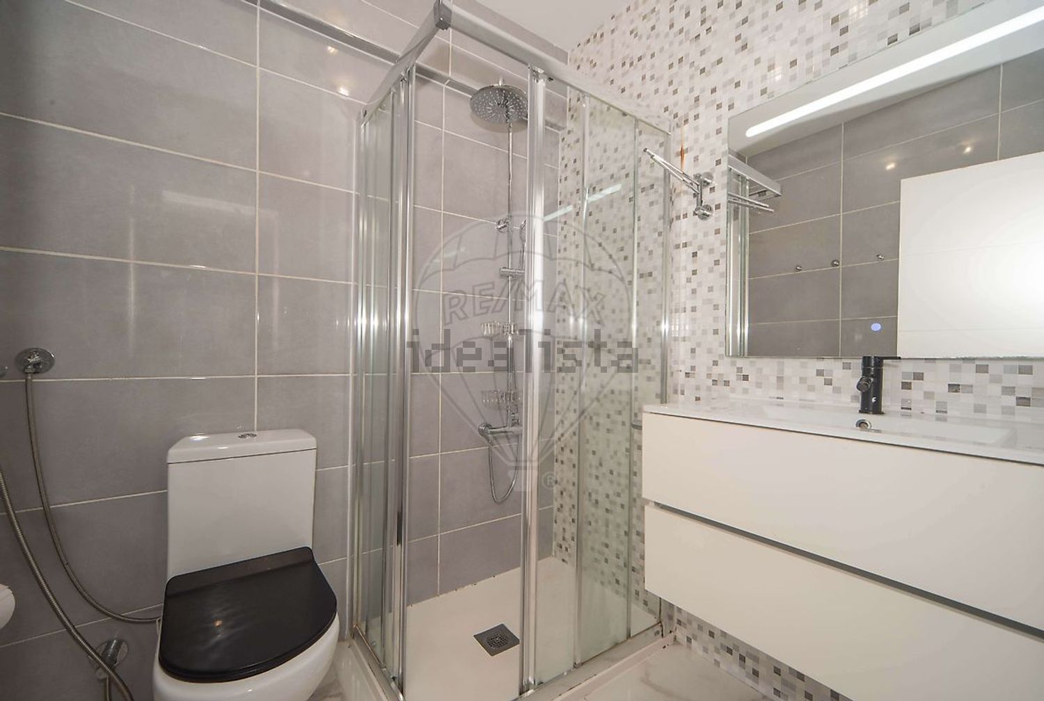 出租公寓 t2在Rua Jacinto Baptista - 卫生间